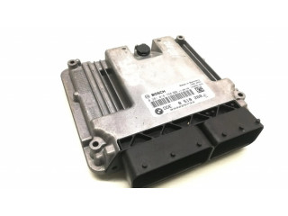 Řídící jednotka 8518268, 0281018558   BMW 3 E92 E93 2006