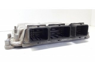 Řídící jednotka 9645532880, 0281010877   Peugeot 406 2001