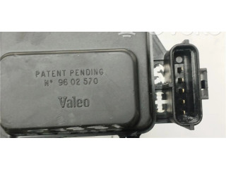 Моторчик заднего дворника 54902712, 0090131    Jeep Grand Cherokee
