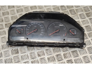 Přístrojová deska  Volvo S70  V70  V70 XC 2001 9483487, 0095145  