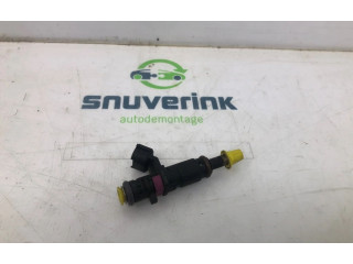 Форсунка 166009685R, 166009685R    Renault Twingo III  H4D-400(H4D-A4) 
