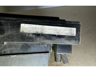   Pojistková skříňka YOE10095, 071827121391   Rover 200 XV 1995