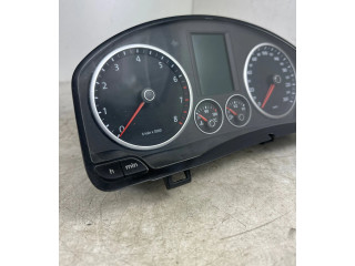 Панель приборов 5N0920870C, V0004000   Volkswagen Tiguan       