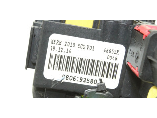   Pojistková skříňka 9806192580   Peugeot 2008  2015