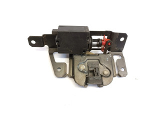 Zámek zadních dveří 51247057364   BMW 3 E46 2004