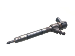 Vstřikovač 338002A900, 0445110320   Hyundai i30  pro naftový motor 1.6  