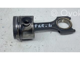 Píst    BMW 7 E65 E66  pro naftový motor 3.0  