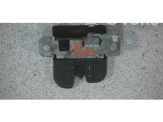 Замок багажника 6Q6827505D    Volkswagen Polo IV 9N3 2005 - 2009 года