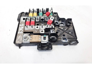 Блок предохранителей  101327200E, 1013272-00-E   Tesla Model S    