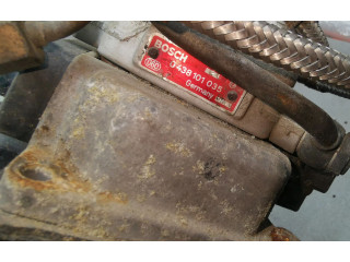 Vstřikovací lišta 0438121070, 026133353D   Audi 80 90 B3     