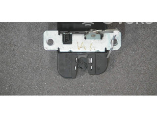 Замок багажника 6Q6827505B    Volkswagen Polo IV 9N3 2005 - 2009 года
