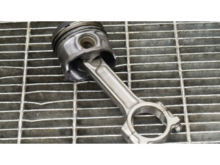 Píst 120A18001R, 7701475074   Renault Clio IV  pro naftový motor 1.5  