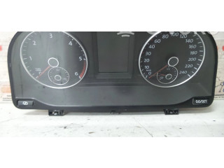 Панель приборов 2K0920865A   Volkswagen Caddy       