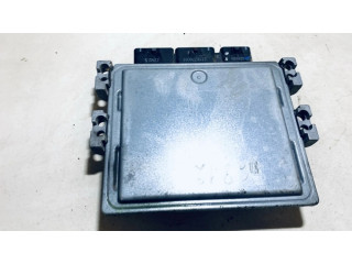 Блок управления двигателя 8200565863   Renault Megane II