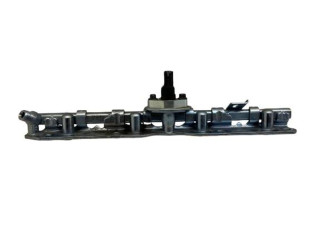 Vstřikovací lišta 8945833030   Toyota Corolla E210 E21     