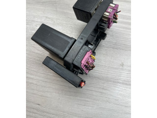 Блок предохранителей  4A0937503C, 441959257B   Audi A6 S6 C4 4A    