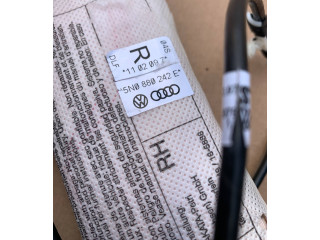 Подушка безопасности в сиденье 5n0880242E   Volkswagen Tiguan