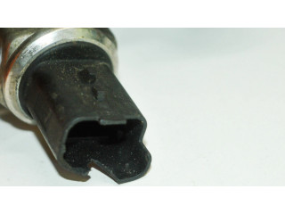 Vstřikovací lišta 175213876R   Mercedes-Benz A W176  pro naftový motor 1.5 OM 607.951 