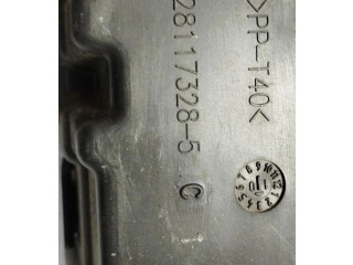   Pojistková skříňka 8201077405   Renault Kangoo  2010