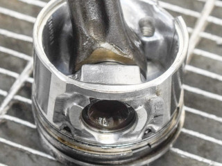 Píst 0628V1, 060392   Peugeot 308  pro naftový motor 1.6 9HX (DV6ATED4) 