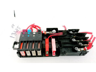 Блок предохранителей  013948411   Mercedes-Benz ML W164    