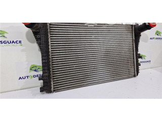 Интеркулер  3C0145805AM   Volkswagen Tiguan 
