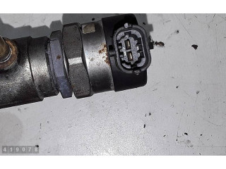 Vstřikovač 30750283   Volvo V70  pro naftový motor 0.0  