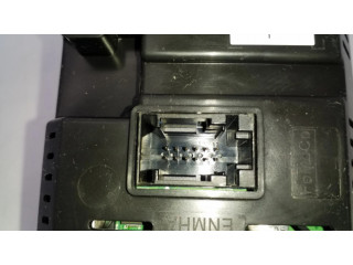 Дисплей    F1FT18955CD, FTCD204227   Ford Focus