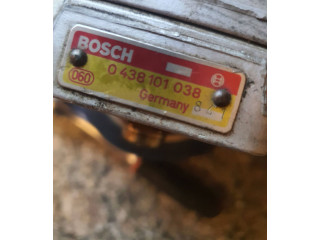 Vstřikovací lišta 0438101038   Audi 100 200 5000 C3     