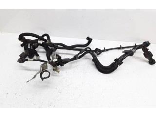 Vstřikovač 858345801   Toyota Avensis T270     