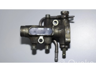 Vstřikovací lišta 2248322   BMW 7 E38  pro naftový motor 3.9 E38 740d M67 D39 (398D1) 3,9 L 1 
