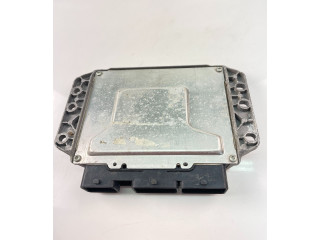Řídící jednotka 237102885R, 237102071R   Renault Clio IV 2014