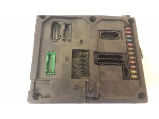 Блок предохранителей S110730100F   Ford Galaxy    