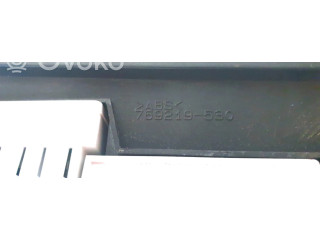 Přístrojová deska  Toyota Prius (XW10) 2002 769219-530  