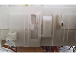Блок предохранителей  243802061R   Renault Megane E-Tech    