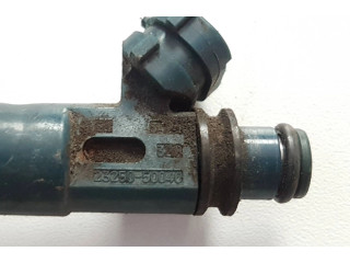 Vstřikovač 2325050040   Toyota Land Cruiser (J100)     
