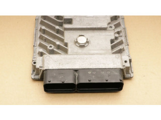 Блок управления двигателя 04E907425B, 5WA2000101   Volkswagen Touran II