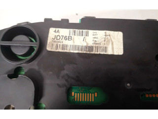 Přístrojová deska  Nissan Qashqai 2007 jd76b, 7607424  