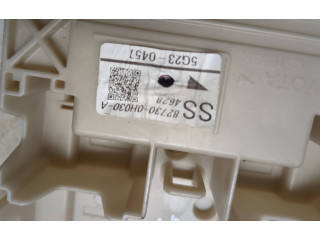 Блок предохранителей 827300H030A, 5G230457   Peugeot 108    