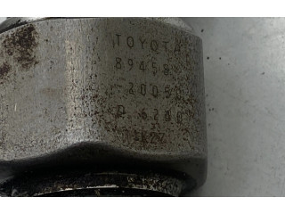 Vstřikovací lišta 894580050   Toyota Auris 150     