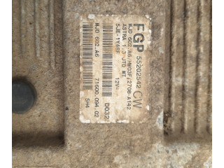Řídící jednotka 13206762, 13216697   Opel Astra H 2005