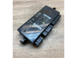 Přístrojová deska  Audi A6 S6 C4 4A 1994 88311219, 88356341  