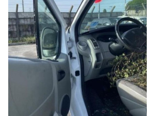 Zpětné zrcátko  Renault Trafic II (X83) 2010  7701473247  