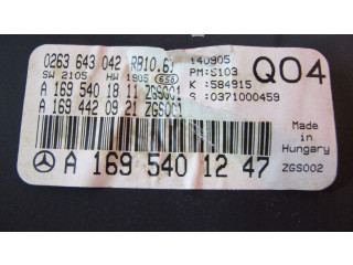 Přístrojová deska  Mercedes-Benz A W169 2005 A1695401247  