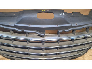 Передняя решётка Chrysler Pacifica  04857626AA, 04857713AA      