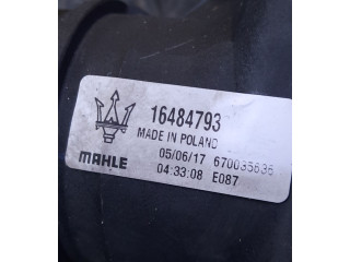 Интеркулер  670035636   Maserati Levante 3.0