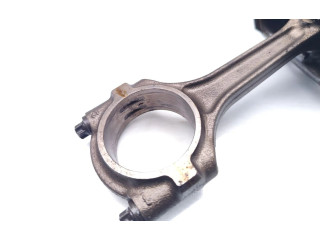 Píst A16XER   Opel Astra J    A16XER 