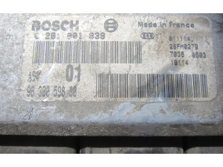 Řídící jednotka 9630059880, 0281001839   Peugeot 106 2001