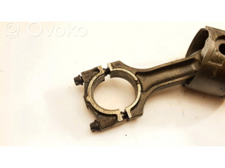 Píst    BMW 5 E39  pro naftový motor 3.0  