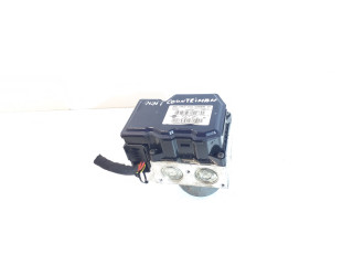 Блок АБС 6796698   Mini  Cooper Countryman R60  2011-2016 года